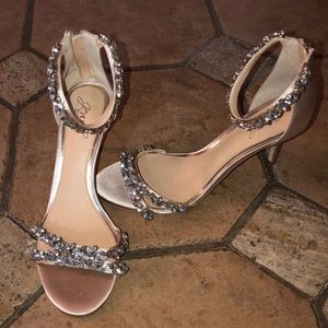 Jewel badgley mischka heels
